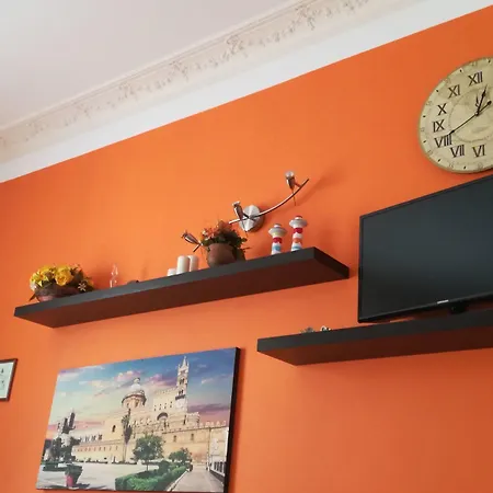 Dietro Il Politeama Bed and Breakfast Παλέρμο
