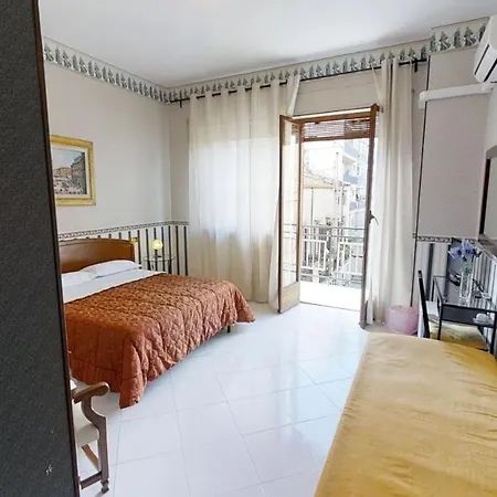 Bed and Breakfast Dietro Il Politeama Παλέρμο